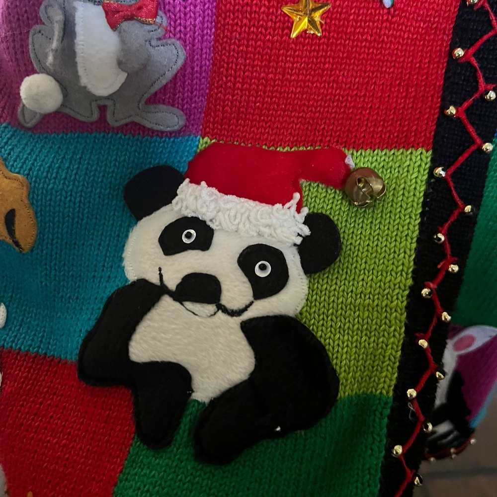 Colorful Animal Patchwork Vest - Picture 5 of 9